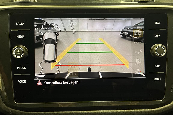 Volkswagen Tiguan 22 of 22