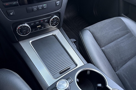 Mercedes-Benz GLK220 12 of 12