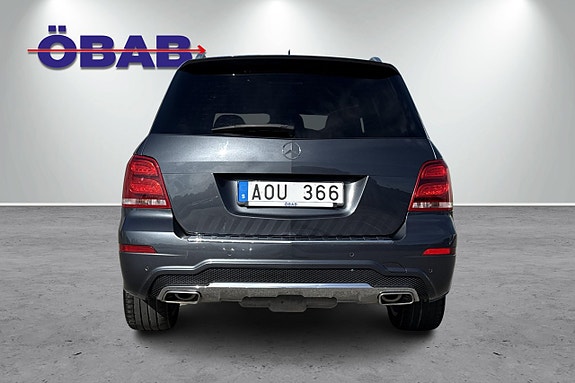 Mercedes-Benz GLK220 5 of 12