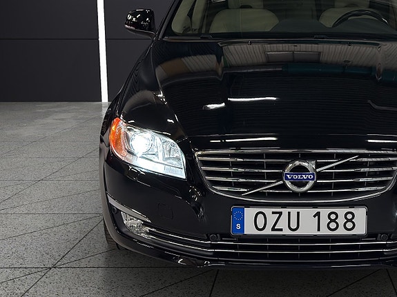 Volvo S80 10 of 30