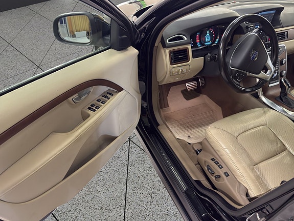 Volvo S80 18 of 30
