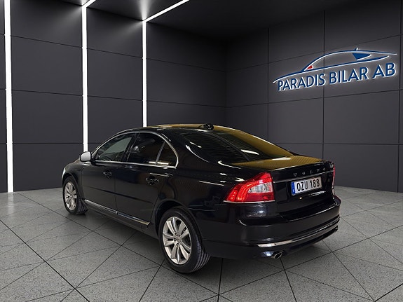 Volvo S80 3 of 30