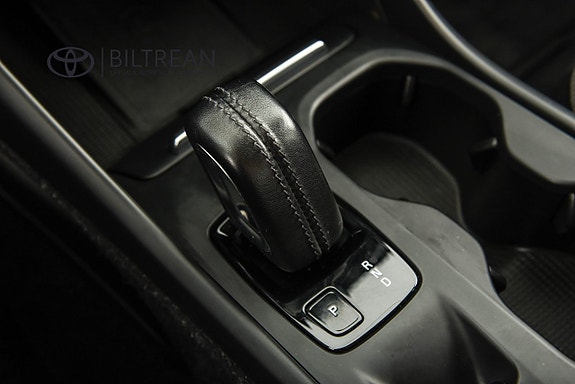 Volvo XC40 11 of 15