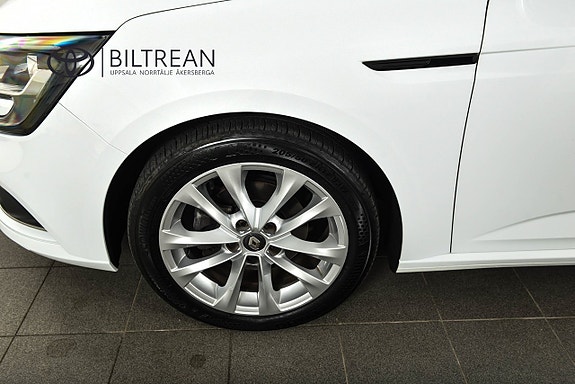 Renault Megane 19 of 19