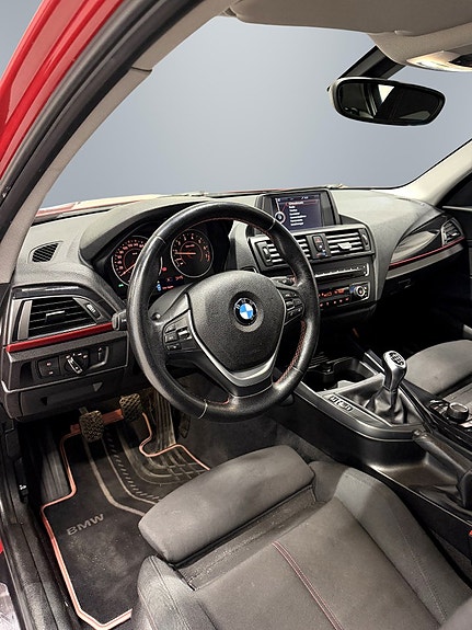 BMW 116i 11 of 25