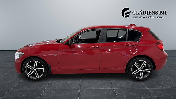 BMW 116i 4 of 25