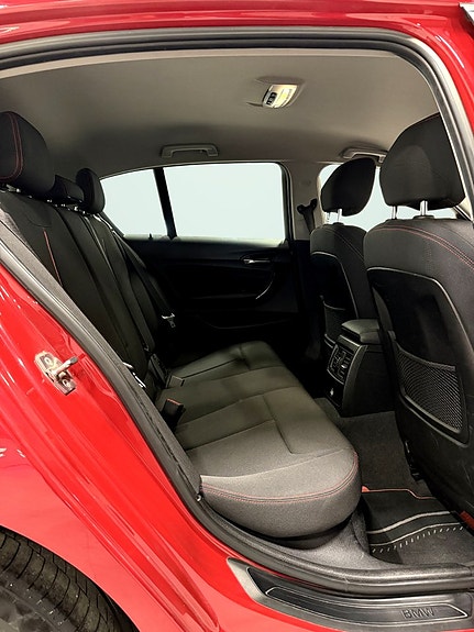 BMW 116i 16 of 25