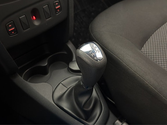 Dacia Sandero 19 of 27