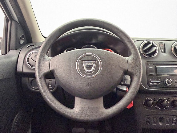 Dacia Sandero 14 of 27