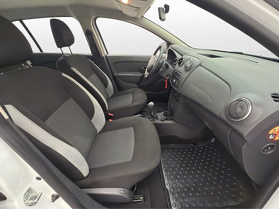Dacia Sandero 21 of 27