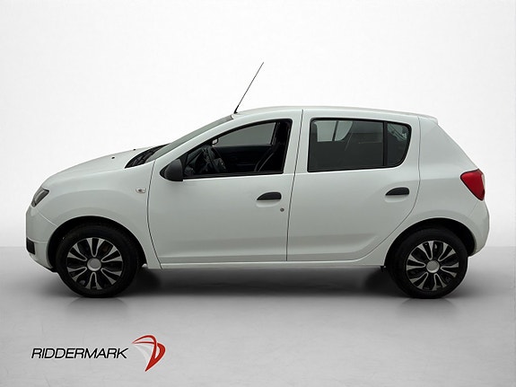 Dacia Sandero 4 of 27