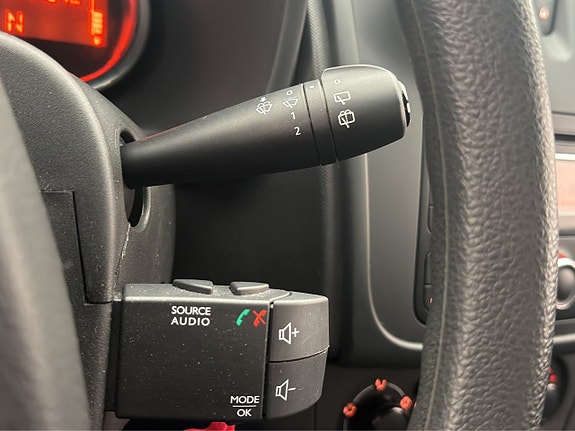 Dacia Sandero 16 of 27