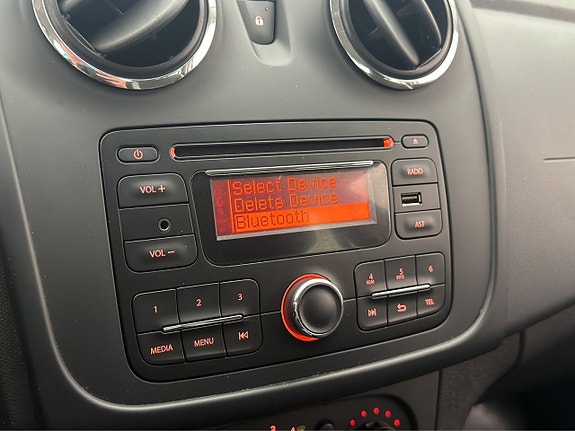 Dacia Sandero 17 of 27