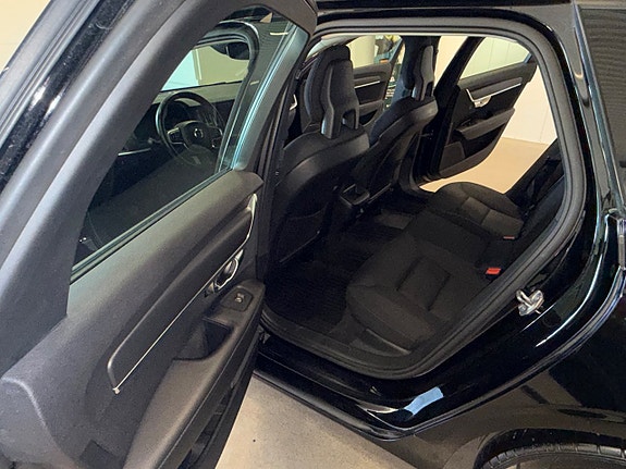 Volvo V90 15 of 22