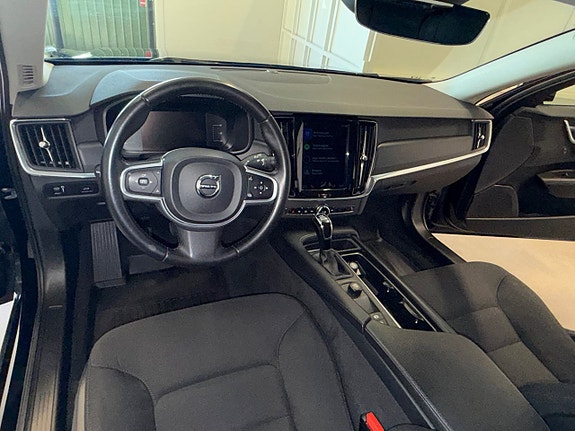 Volvo V90 16 of 22