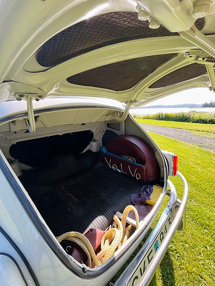 Volvo PV 7 of 10
