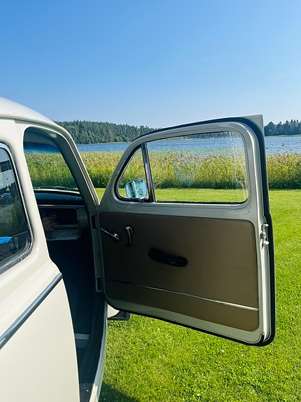 Volvo PV 9 of 10