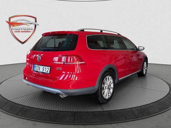 Volkswagen Passat Alltrack 5 of 28