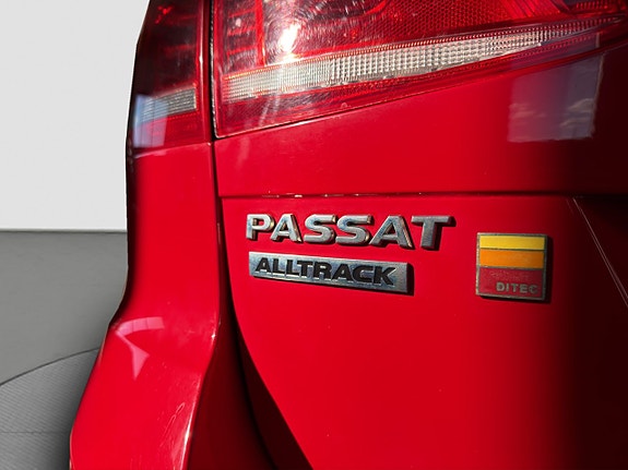 Volkswagen Passat Alltrack 23 of 28