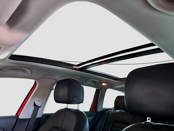 Volkswagen Passat Alltrack 19 of 28