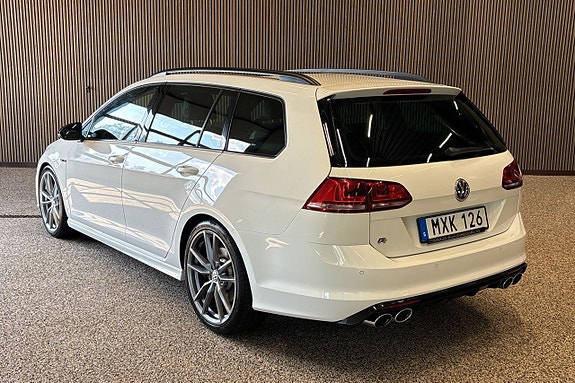 Volkswagen Golf VII 3 of 11