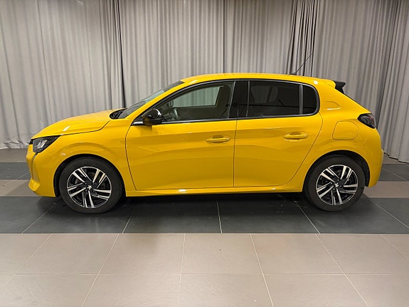 Peugeot 208 2 of 10