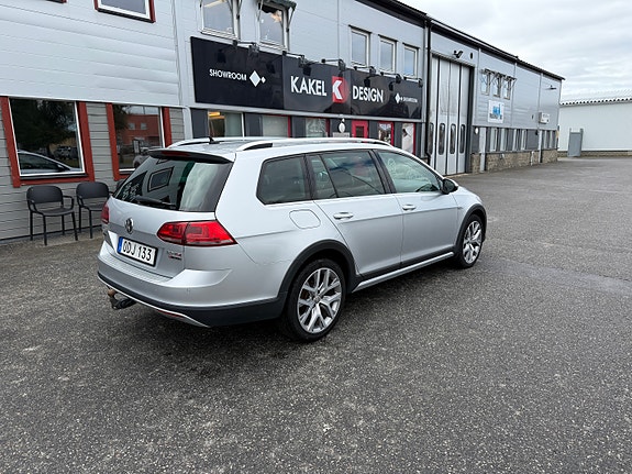 Volkswagen Golf Alltrack 8 of 18