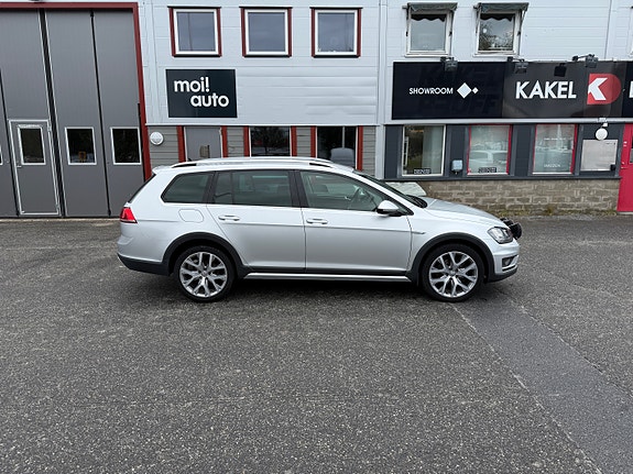 Volkswagen Golf Alltrack 6 of 18