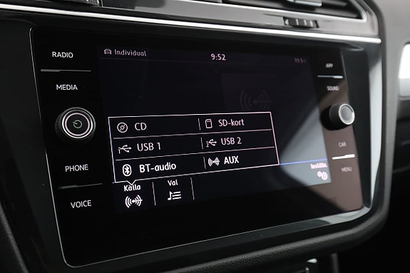 Volkswagen Tiguan 21 of 30