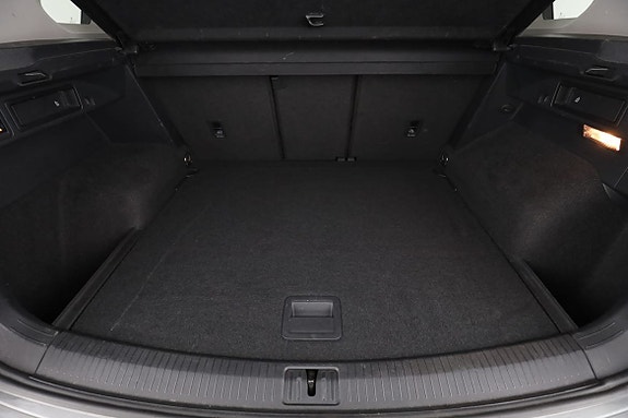 Volkswagen Tiguan 18 of 30
