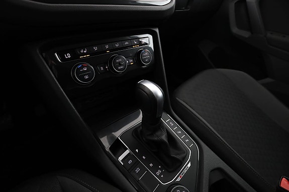 Volkswagen Tiguan 24 of 30