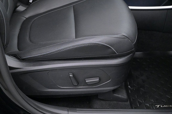 Hyundai Tucson 14 of 27