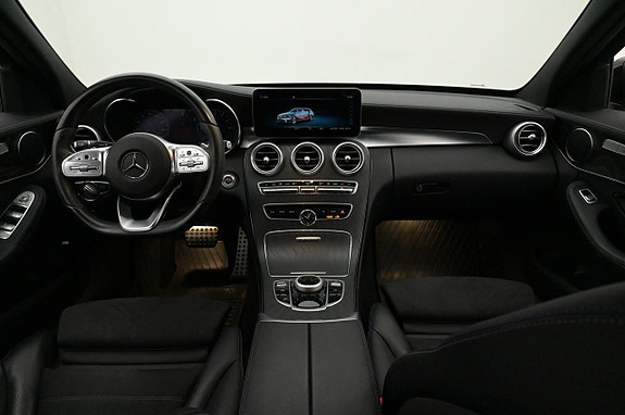 Mercedes-Benz C300 6 of 27