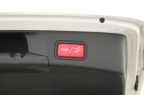 Mercedes-Benz C300 24 of 27