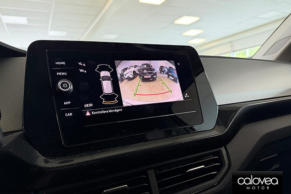 Volkswagen T-Cross 10 of 13