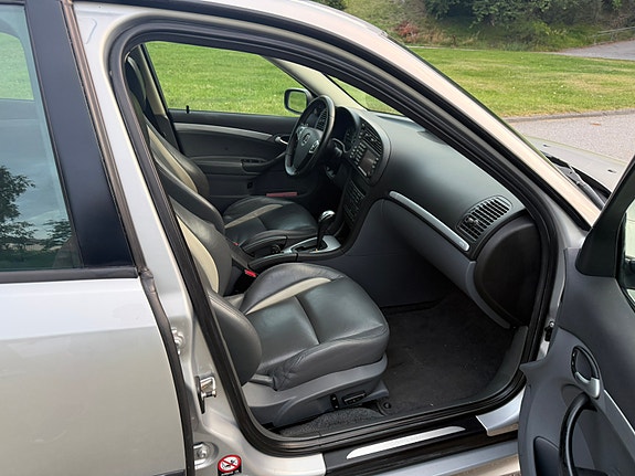 Saab 9-3 12 of 16