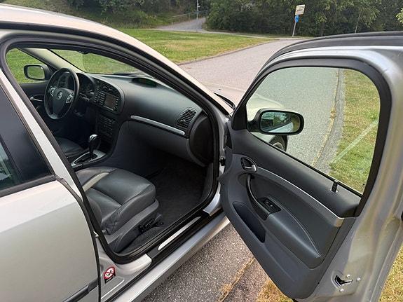 Saab 9-3 11 of 16