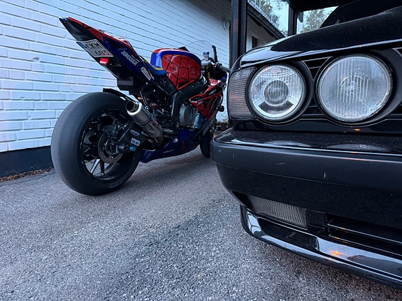 BMW S 1000 RR 2 of 5