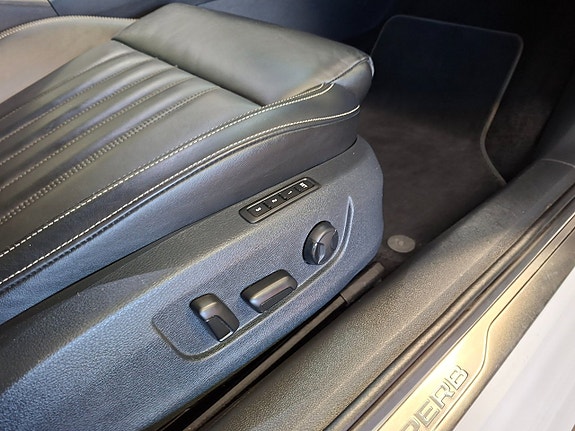Skoda Superb 8 of 26