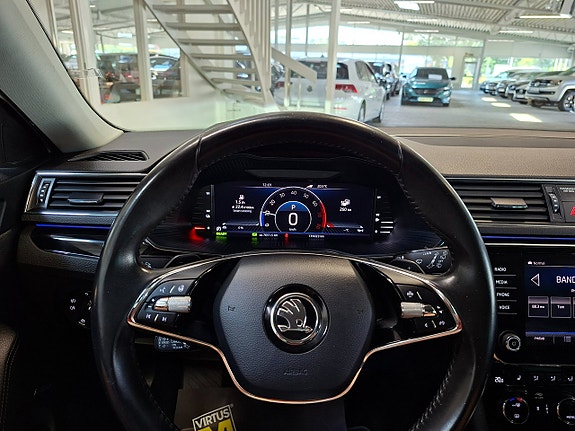 Skoda Superb 21 of 26