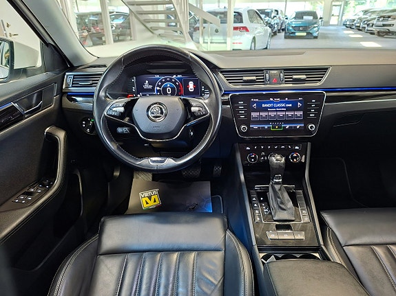 Skoda Superb 15 of 26