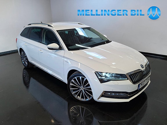 Skoda Superb 2 of 26
