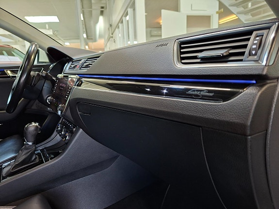 Skoda Superb 9 of 26