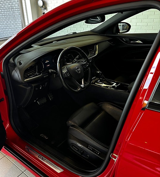 Opel Insignia 13 of 25