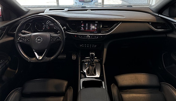 Opel Insignia 16 of 25