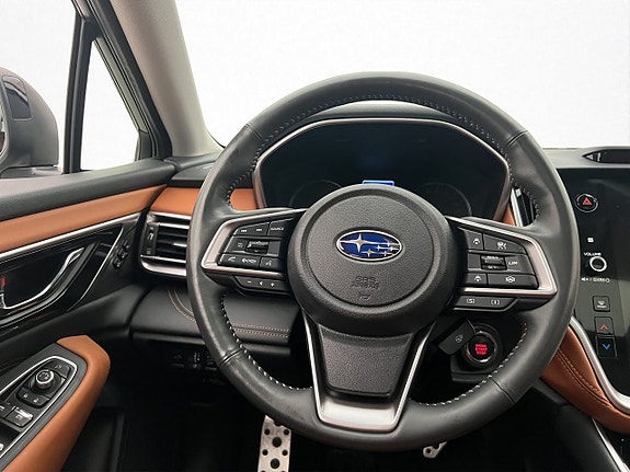 Subaru Outback 14 of 30