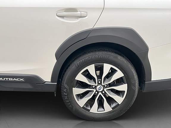 Subaru Outback 30 of 30