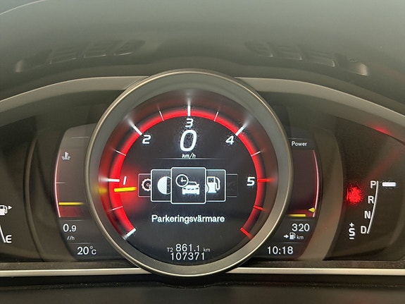 Volvo V40 Cross Country 26 of 30