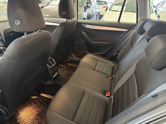 Skoda Octavia 19 of 25