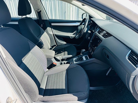 Skoda Octavia 5 of 25